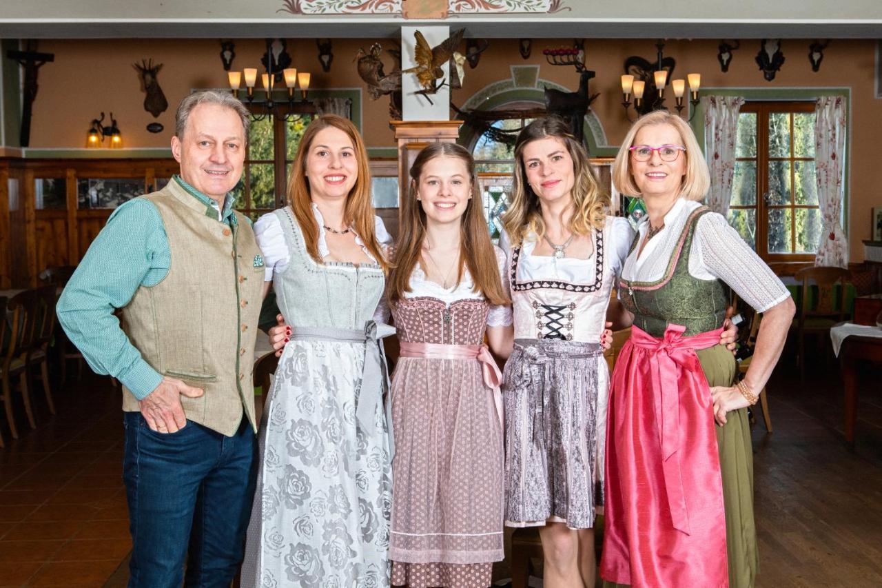 Zum Fally - Landgasthof Kirchberg am Wechsel Εξωτερικό φωτογραφία