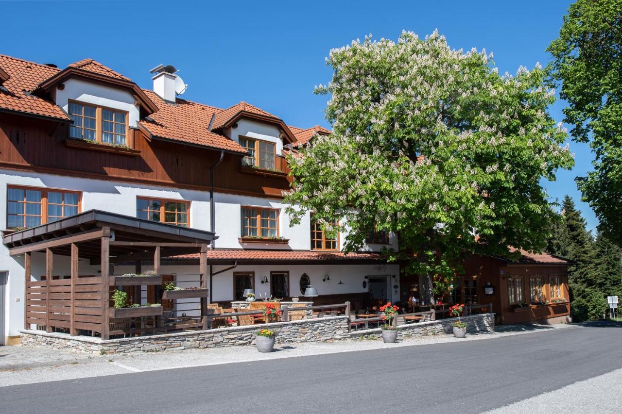 Zum Fally - Landgasthof Kirchberg am Wechsel Εξωτερικό φωτογραφία